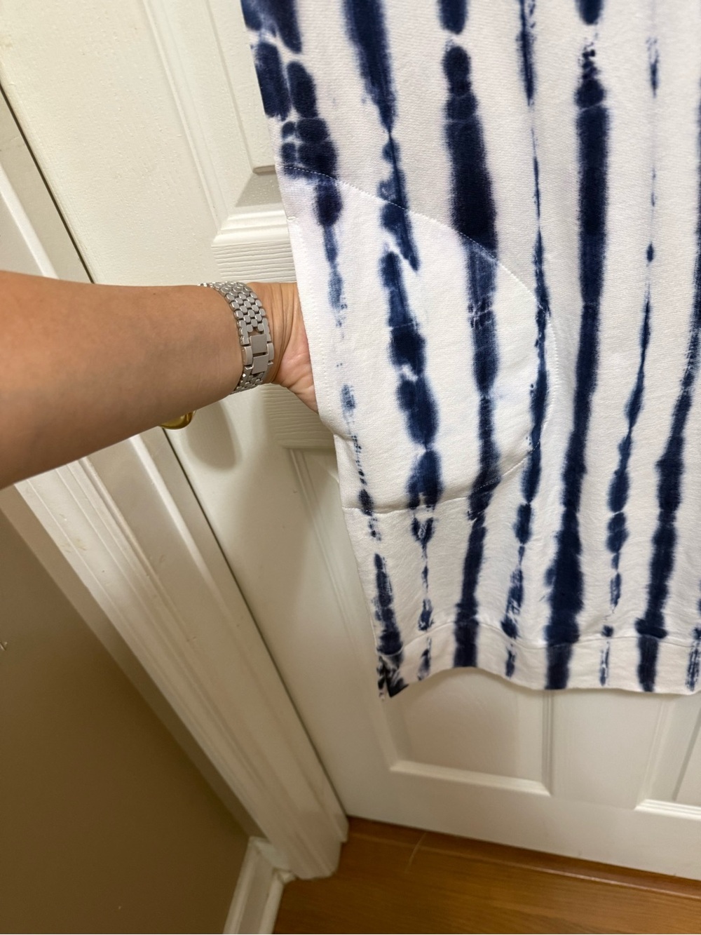 Chico’s Zenergy Tie-Dye Zip-Detail Dress - Size 1 (US 8-10) - NWT - Picture 3 of 7